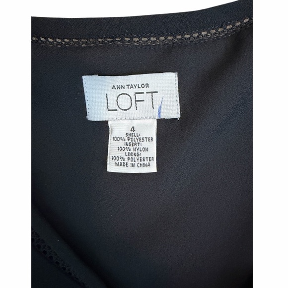 Ann Taylor LOFT Sleeveless Midi Dress 4 Black
Babydoll Empire Waist Flounce Hem - Picture 9 of 9